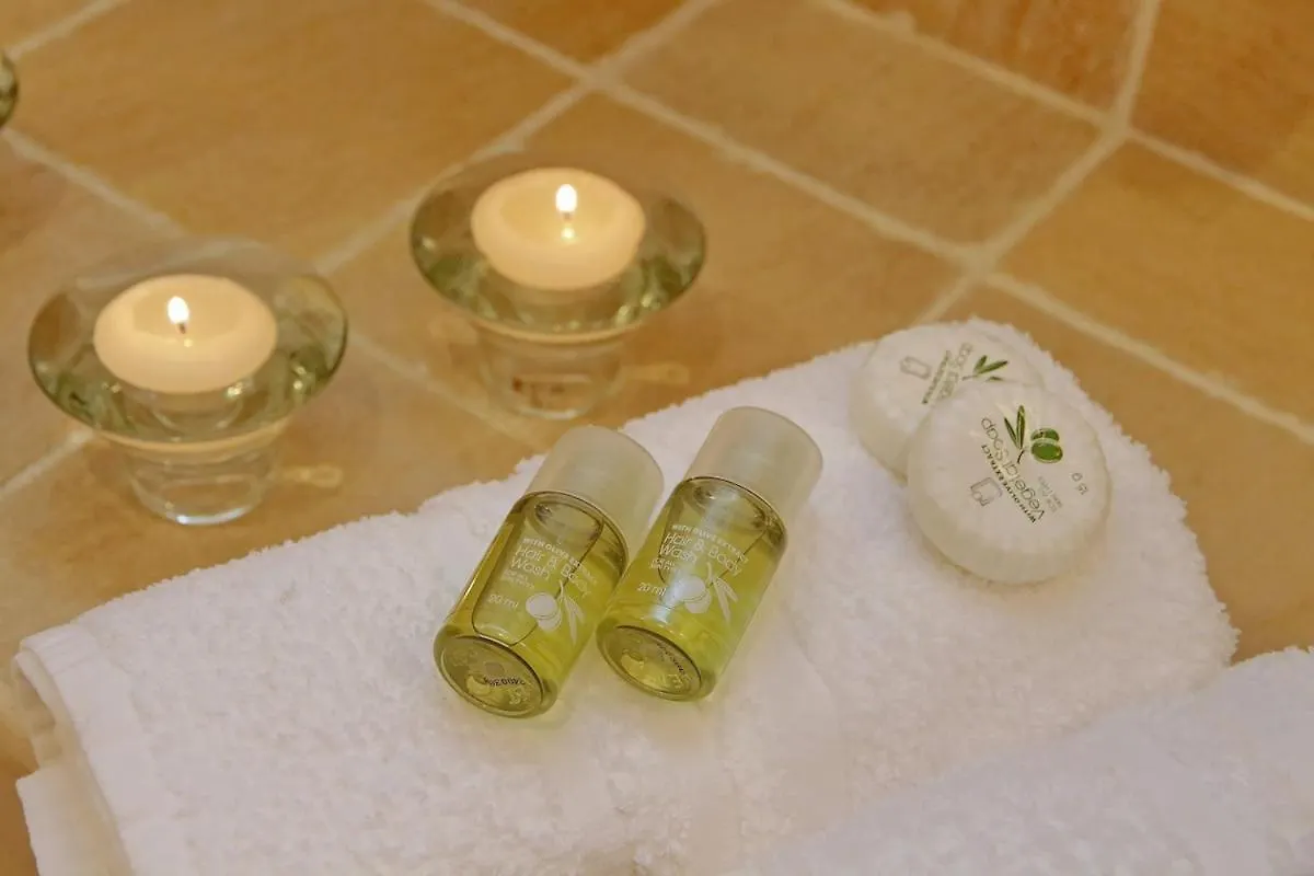 Apartment Residenza Belvedere Luxuryaparment-Pool&Balcony-Jacuzzi-Aircond-Wifi Rome Italy