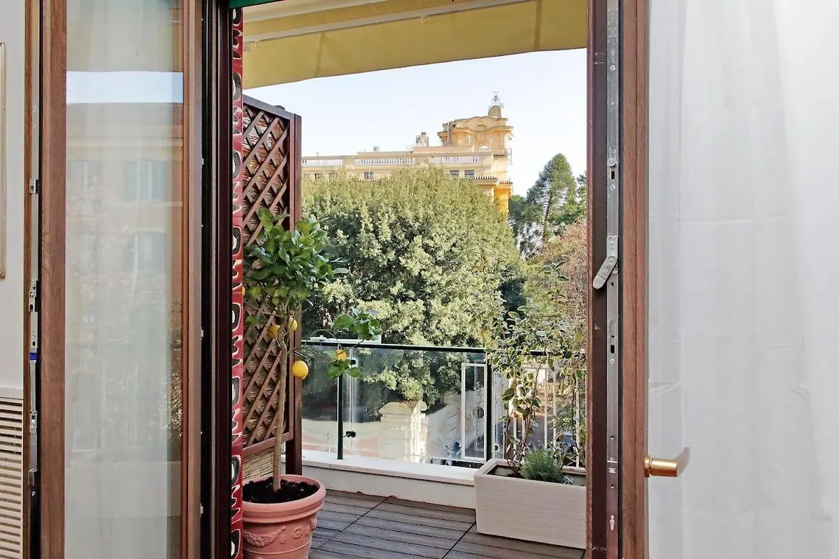 Residenza Belvedere Luxuryaparment-Pool&Balcony-Jacuzzi-Aircond-Wifi Rome