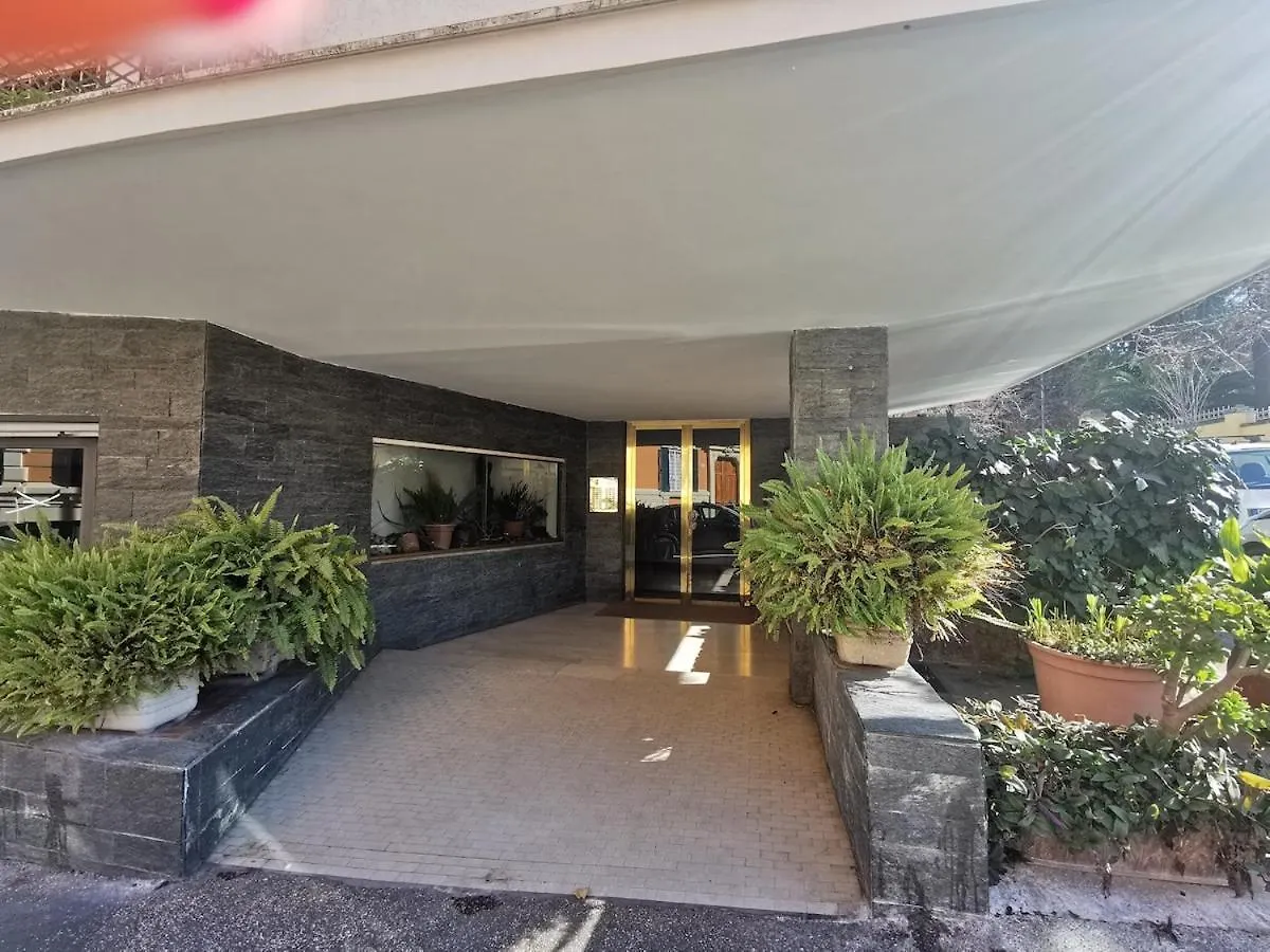 Residenza Belvedere Luxuryaparment-Pool&Balcony-Jacuzzi-Aircond-Wifi Rome 0*,